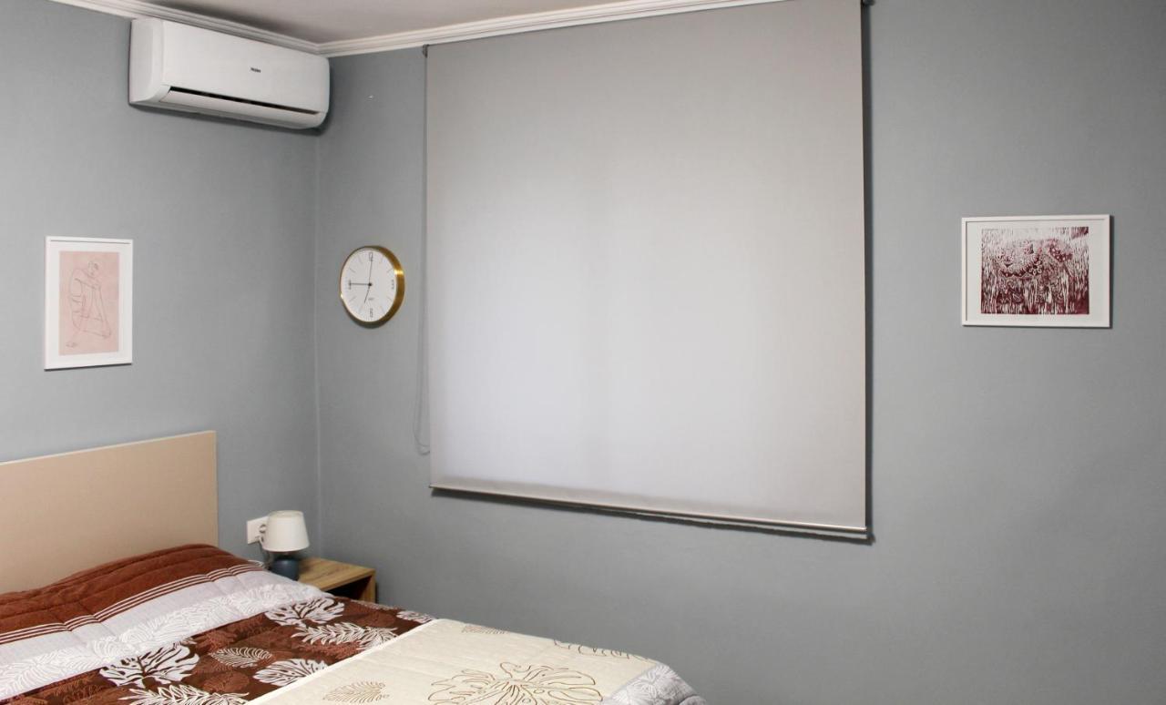 2V1 - Blloku Bkt Apartment Tiranë Ngoại thất bức ảnh