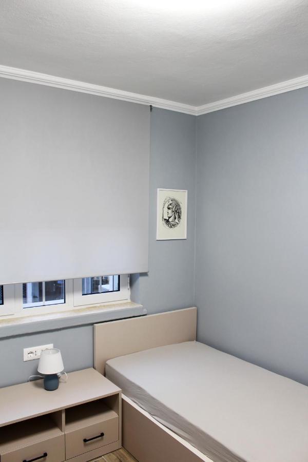 2V1 - Blloku Bkt Apartment Tiranë Ngoại thất bức ảnh